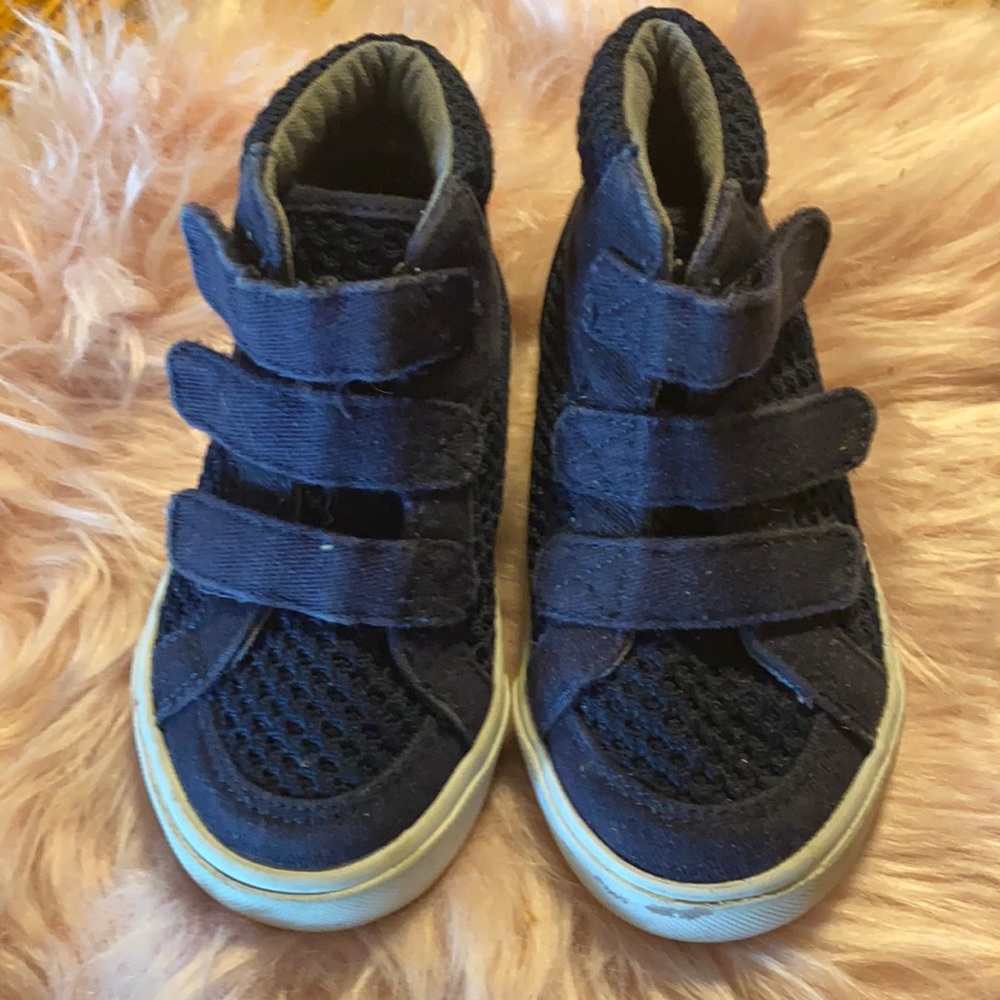 Toddlers shoes